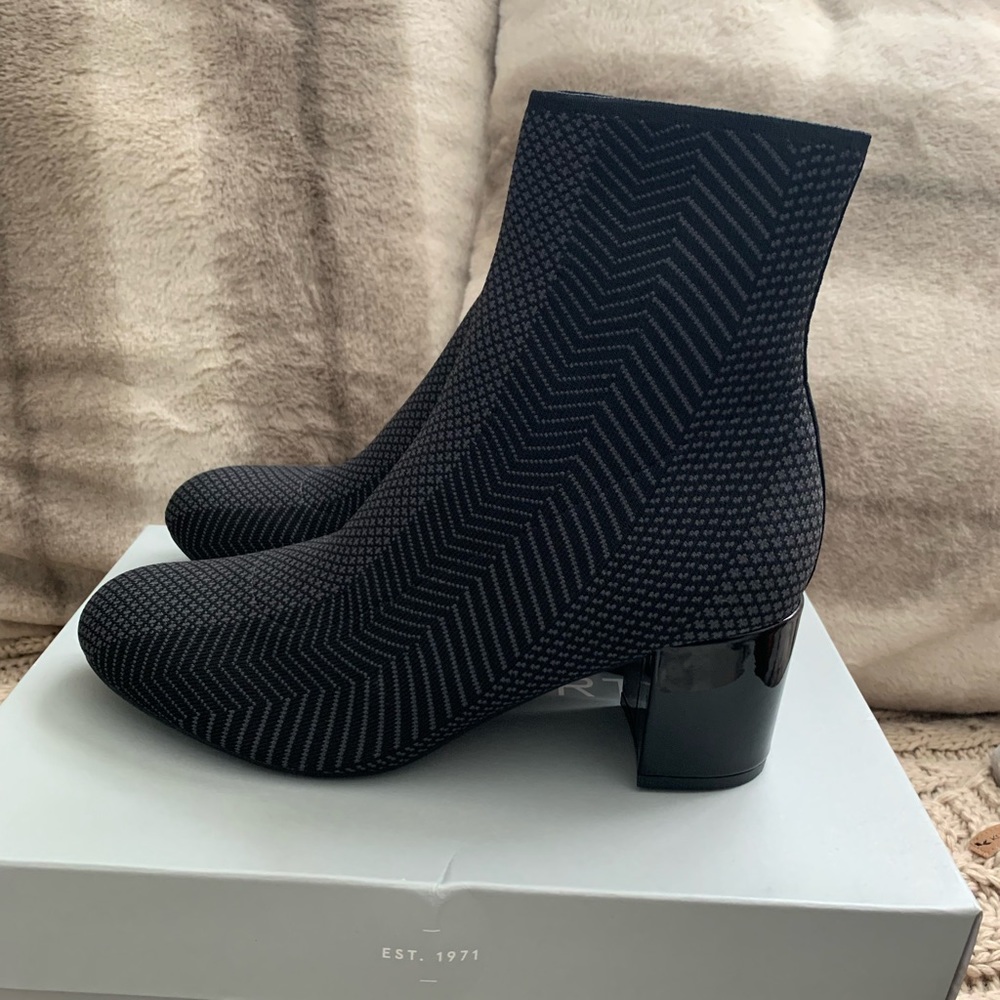 Rockport TM oaklee stretchy boots